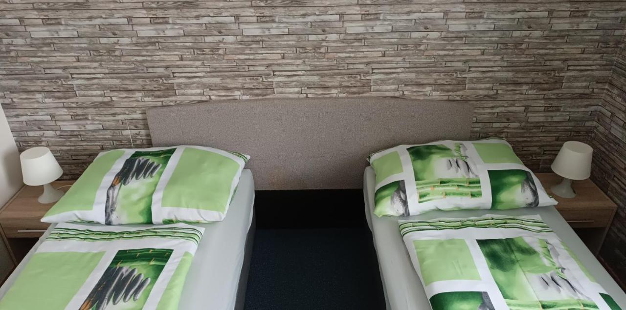 Restaurace A Penzion U Lesa Havířov المظهر الخارجي الصورة